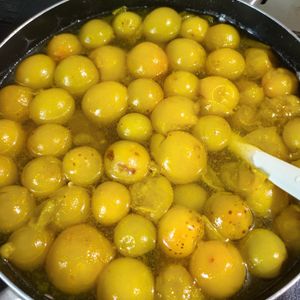 エリーの作ってみた!投稿(梅の実ふっくらとろとろ【たった1日でできる蜂蜜梅シロップ】)