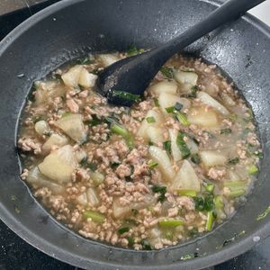 1057190の作ってみた!投稿(大根消費で節約＆ヘルシー🥰大根と小松菜のたっぷり鶏そぼろ餡)