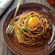 濃厚！ブラックペッパービーフカレーカルボナーラ