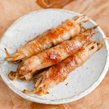 冷めてもおいしい！ボリュームおかず♪もやしの肉巻き