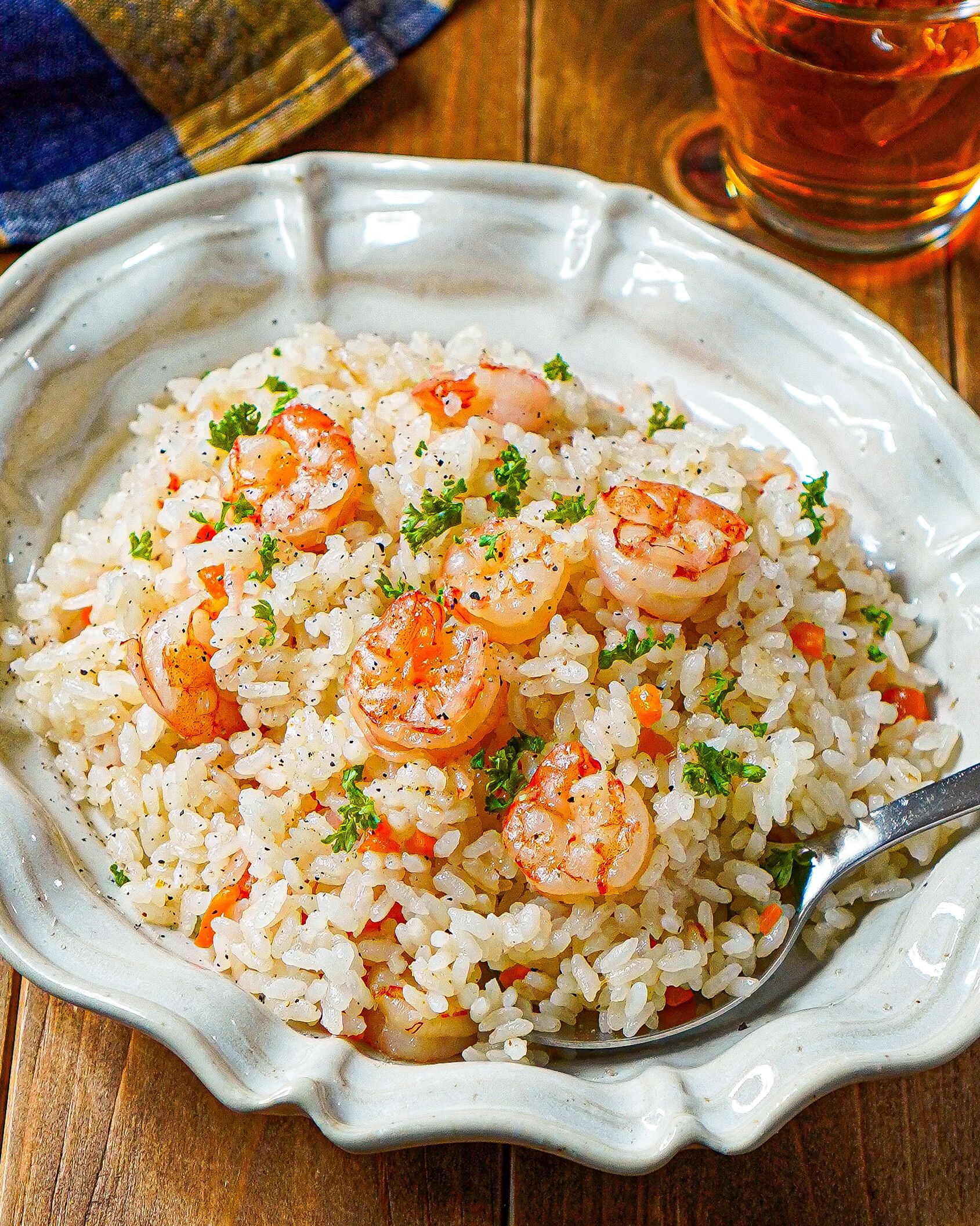 炊飯器で簡単♪ガーリック海老ピラフ】夏休みランチに♡︎ | レシピ