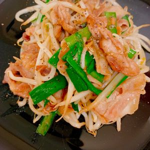 りんの作ってみた!投稿(【スタミナ豚ニラもやし】ご飯が進む!10分スピードおかず♬)