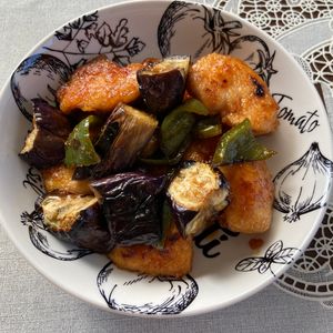 万福の作ってみた!投稿(【家族大絶賛！】鶏むね肉と茄子ピーマンの酢鶏風さっぱり炒め)