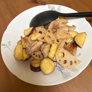 wanの作ってみた!投稿(【鶏肉とたっぷり根菜の黒酢炒め】ボリューム満点♡食欲そそる！)