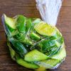 ポリ袋でお手軽!きゅうりの塩昆布マリネの工程2