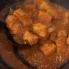仕事後10分で作れる【豚肉の黒シチュー】の工程2