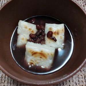 よっこの作ってみた!投稿(【缶詰・時短】ゆで小豆缶詰で作る＊簡単おしるこ〈ぜんざい〉)