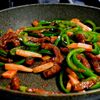 【ごはん泥棒】チンジャオロースはこう作る!の工程8