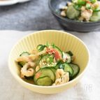 鶏皮ときゅうりの梅肉和え