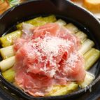 【ねぎと生ハムのアヒージョ】とろ甘ねぎ×生ハムの塩味が最高！