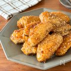 家族が秒で完食♪魔法のレシピ♪
手羽中の甘辛スパイス焼き♪