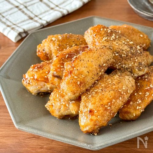家族が秒で完食♪魔法のレシピ♪
手羽中の甘辛スパイス焼き♪
