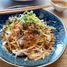大根サラダ【切って、のせて、かけるだけのお手軽サラダ】