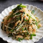 ボリューム満点‼︎一袋ペロリといけちゃう『ニラ玉もやし』