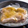 【塩だけでこんなにウマい！】ほったらかし玉ねぎチキンの工程8