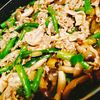 ねこもどき🐈の作ってみた!投稿(【節約レシピ】豚こま肉と野菜のオイスター餡がらめ)