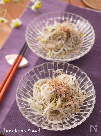 レンジでチンの『もやしのゆかり和え』