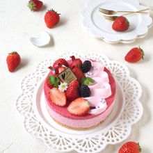 マシュマロで簡単！苺ムースケーキ