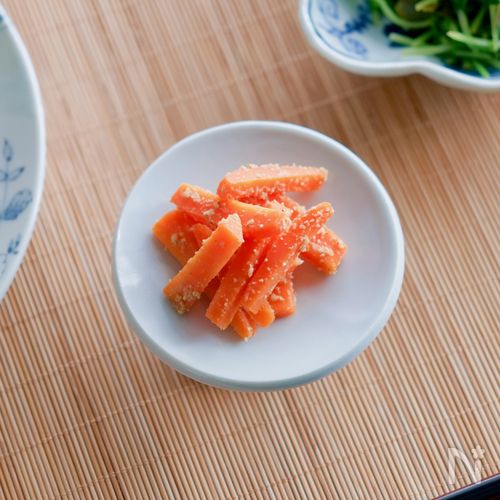 【にんじんのごまあえ】お弁当にも!