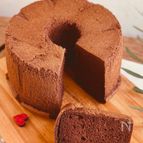 オイルの代わりは水で大丈夫！米粉のチョコレートシフォンケーキ