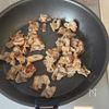 真白玉ねぎとカリカリ豚バラの和風パスタの工程2