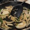 【野菜だけで大満足】米粉で♡かぶと白菜の味噌ドリアの工程1