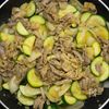 すぐできる♪豚こまと夏野菜の塩麹カレー炒めの工程3