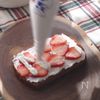 市販のスポンジでかんたん！ケーキのおうちの工程3
