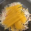 ワンパン!本鶏だし濃厚トマトクリームパスタの工程4