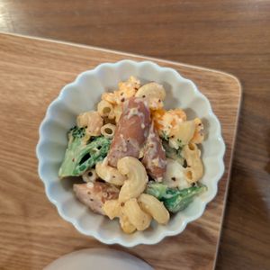 おかず当番の作ってみた!投稿(マヨドレが美味♡ソーセージと卵でボリューム満点マカロニサラダ)