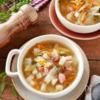 時短でほろほろあったか【冬野菜とウインナーの食べるスープ】