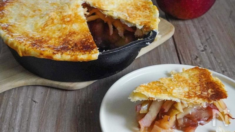 スキレットひとつで 2種のりんごが美味しいアップルパイ By 高橋 はるな レシピサイト Nadia ナディア プロの料理家のおいしいレシピ
