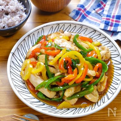 チンジャオロース風♪『鶏むねとパプリカの旨だれ炒め』
