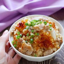 おかわり必至!豚バラと玉ねぎのシンプル炊き込みご飯