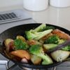 簡単で美味しい【新じゃがとブロッコリーのコンソメチーズ炒め】の工程12
