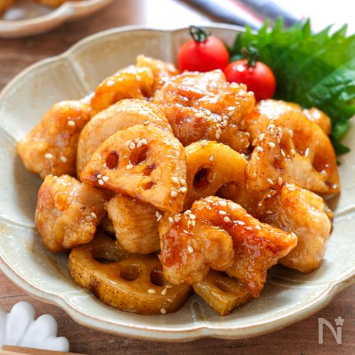 【鶏とれんこんの甘酢炒め】食材２つの満足おかず♪ご飯が進む！