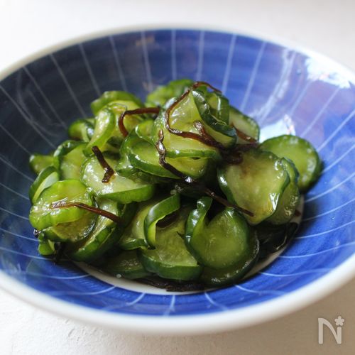 【薄切りきゅうりの塩昆布ナムル】ぱりぱり食感がやみつき!