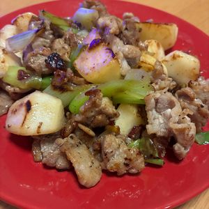 rieの作ってみた!投稿(かぶってこんなに美味しいの？！【こんがり豚肉とかぶの塩炒め】)