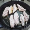 食べ出したら止まらない「手羽中のポン酢炒め」の工程3