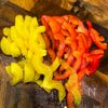 生ホタテとカラフル野菜のニンニクドレッシングサラダの工程1