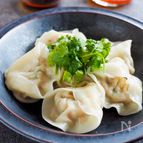 【パクチー水餃子】エスニックなちゅるっと水餃子♪