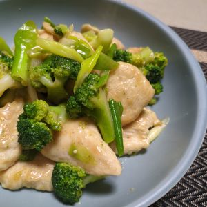 maronの作ってみた!投稿(『鶏肉とブロッコリーの中華炒め』)