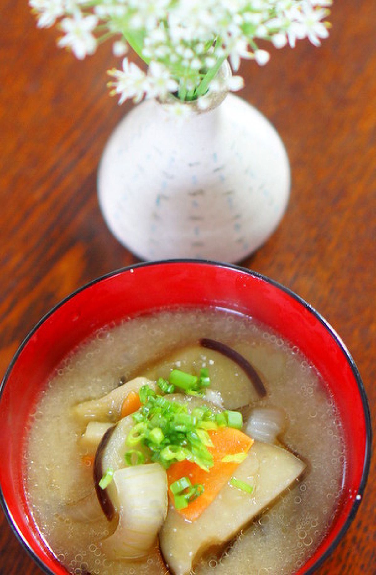 ココナッツオイルの茄子のお味噌汁 レシピサイト Nadia ナディア プロの料理家のおいしいレシピ