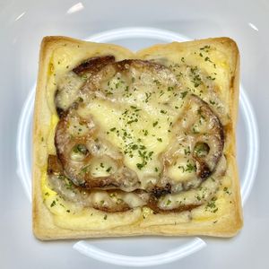 キャピタンの作ってみた!投稿(きんぴられんこんのチーズトースト)