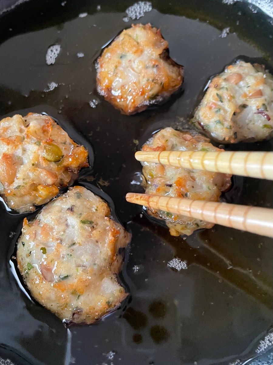 箸がとまらない／鶏ひき肉とミックスビーンズのチキンナゲット