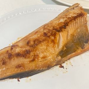 すみれの作ってみた!投稿(大きいほっけの干物のフライパン焼き)