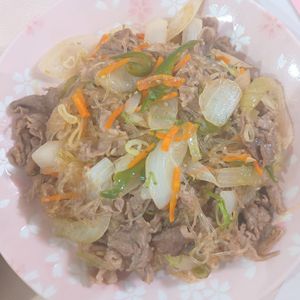 milkの作ってみた!投稿(たっぷり春雨の 辛さ控えめ♪甘辛牛肉炒め)