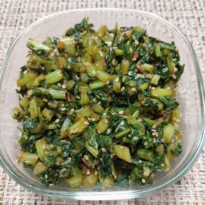 よっこの作ってみた!投稿(大根葉のおかかふりかけ【作り置き】)