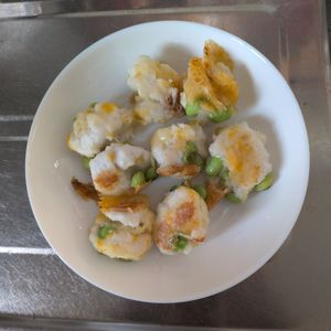 KUMIKOの作ってみた!投稿(包丁も調味料も不要！〝枝豆チーズのはんぺん焼き〟)