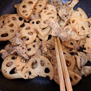はるの作ってみた!投稿(豚れんこんのうまだれ#作り置き#お弁当)